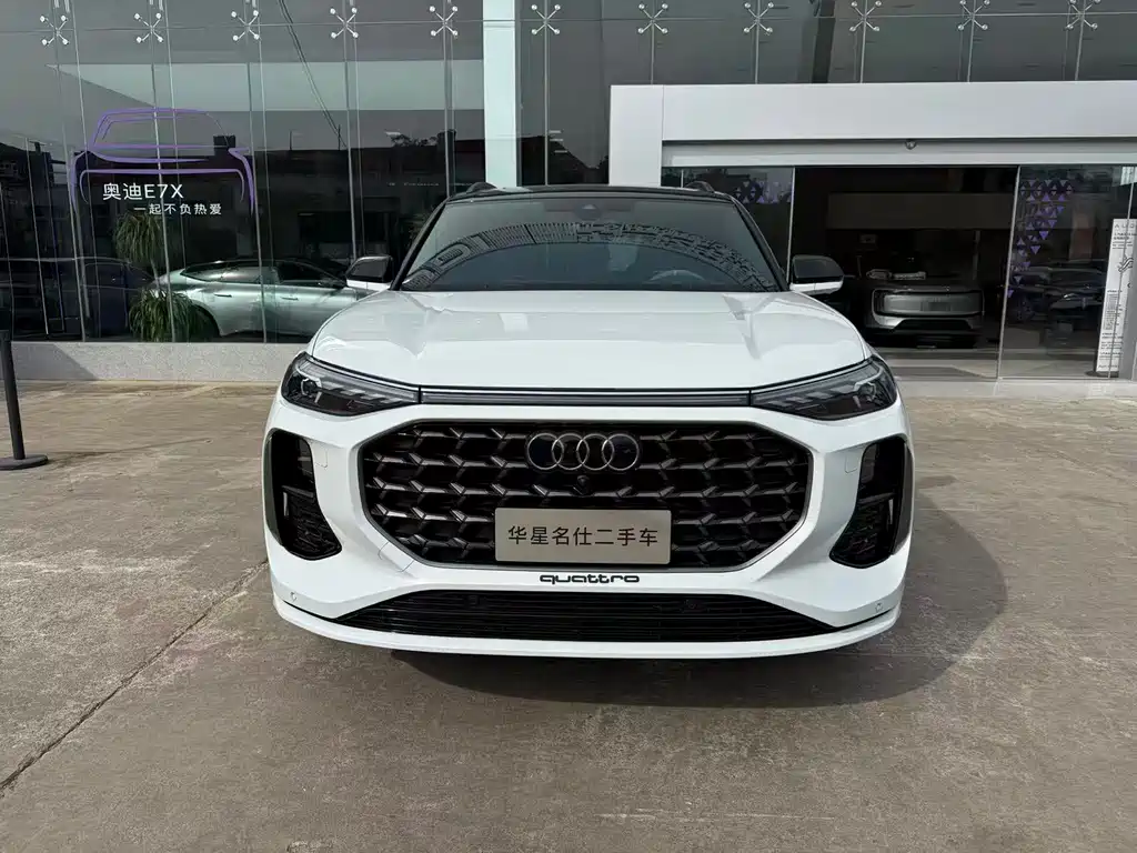 Audi Q6 2025
