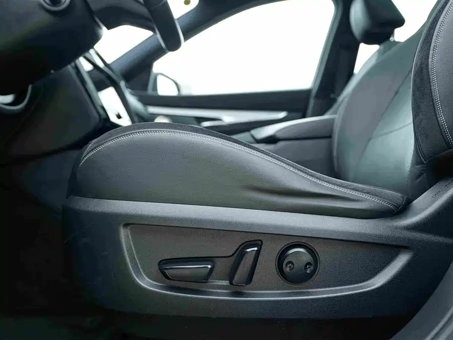 Infiniti QX50 — миниатюра 13