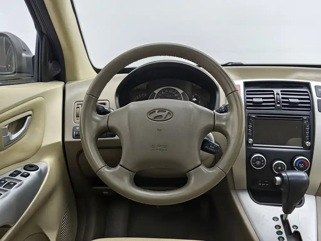 Hyundai Tucson — миниатюра 11