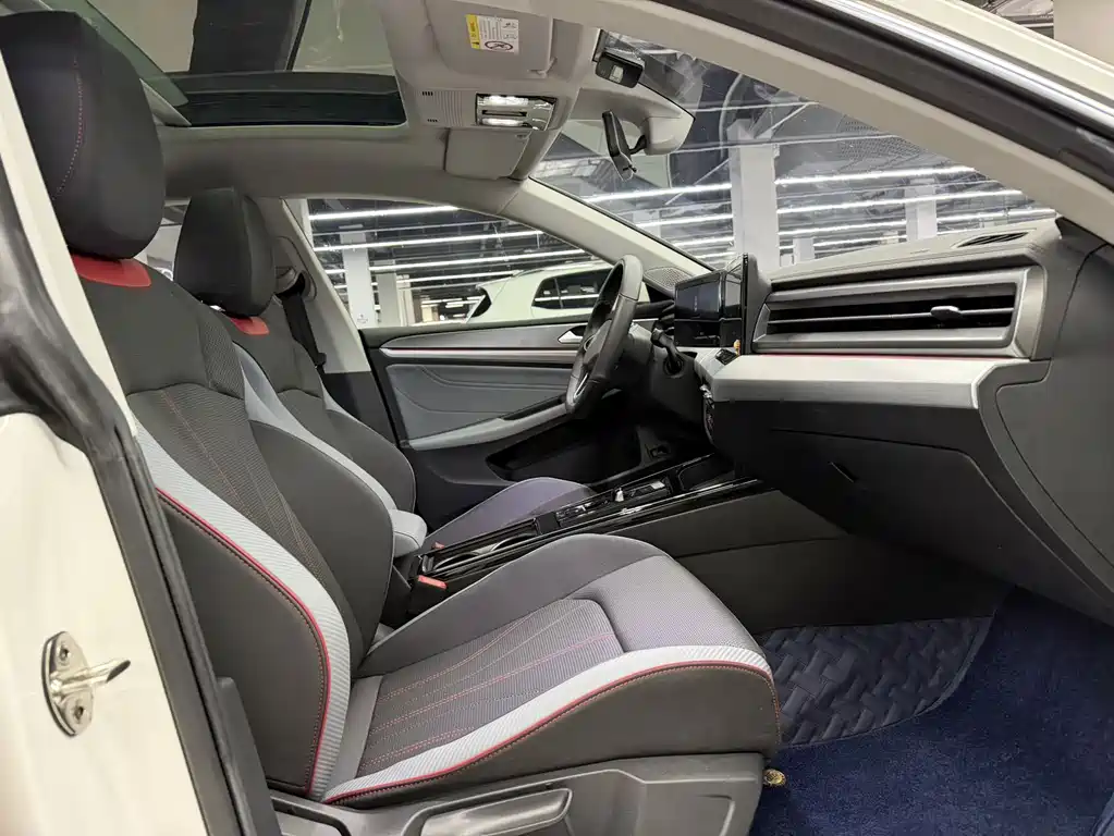 Volkswagen Lamando — миниатюра 12