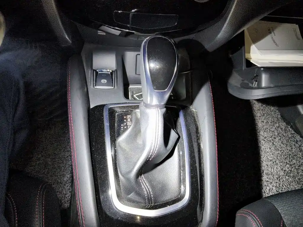 Nissan Qashqai — миниатюра 15