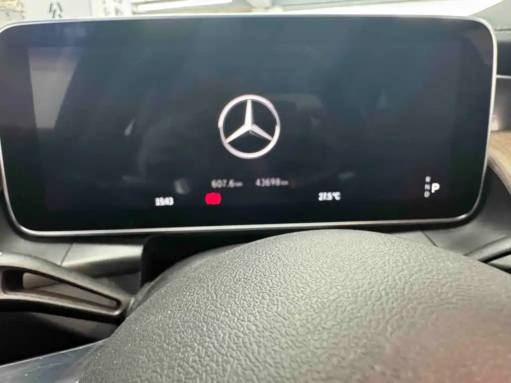 Mercedes-Benz GLC 2023 GLC 300 L 4MATIC 5 мест
