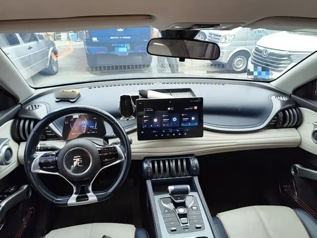 BYD Yuan Plus — миниатюра 10