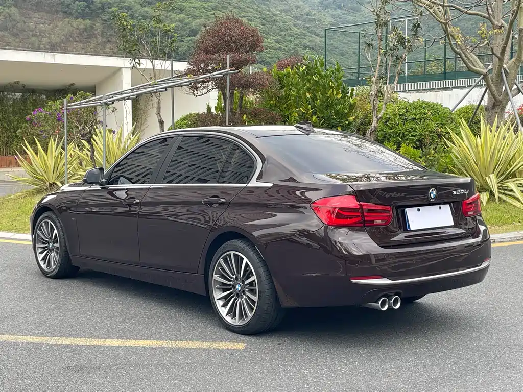 BMW 3 Series — миниатюра 4