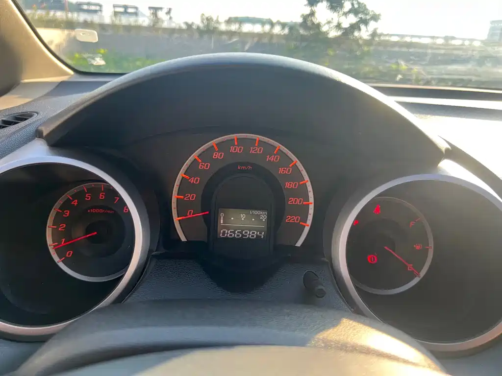 Honda Fit — миниатюра 11