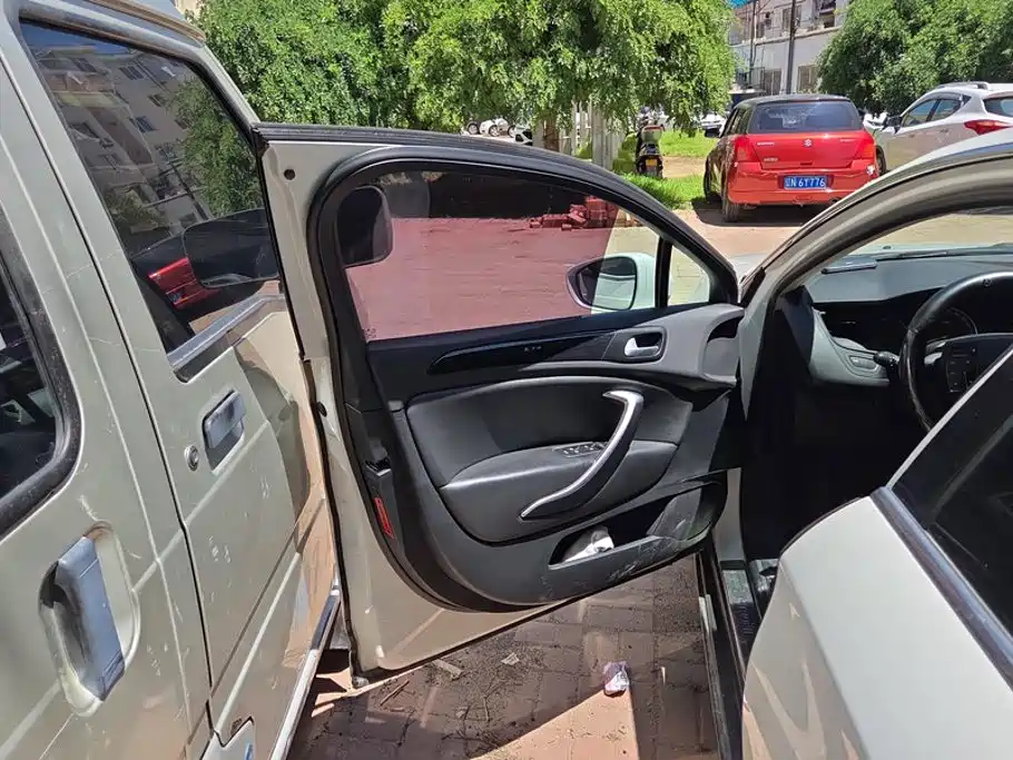 Citroen C5 — миниатюра 7