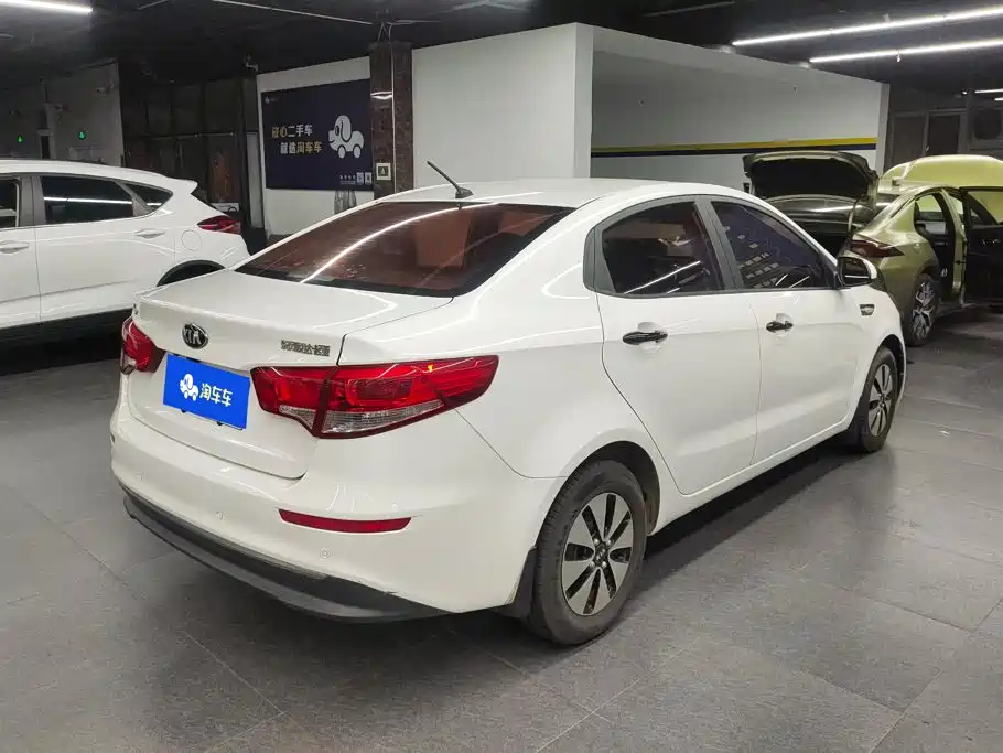 Kia K2 — миниатюра 3