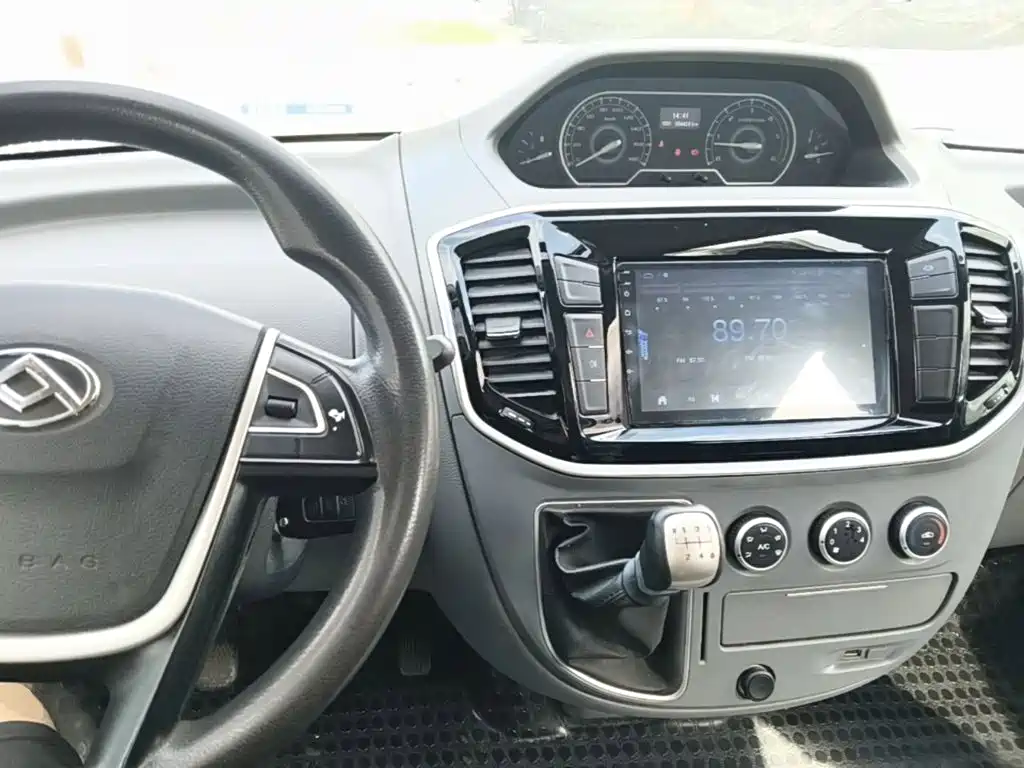 Maxus V80 — миниатюра 14