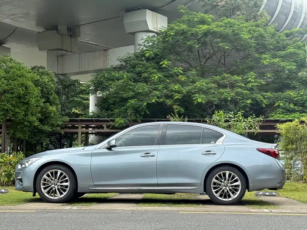 Infiniti Q50L — миниатюра 3