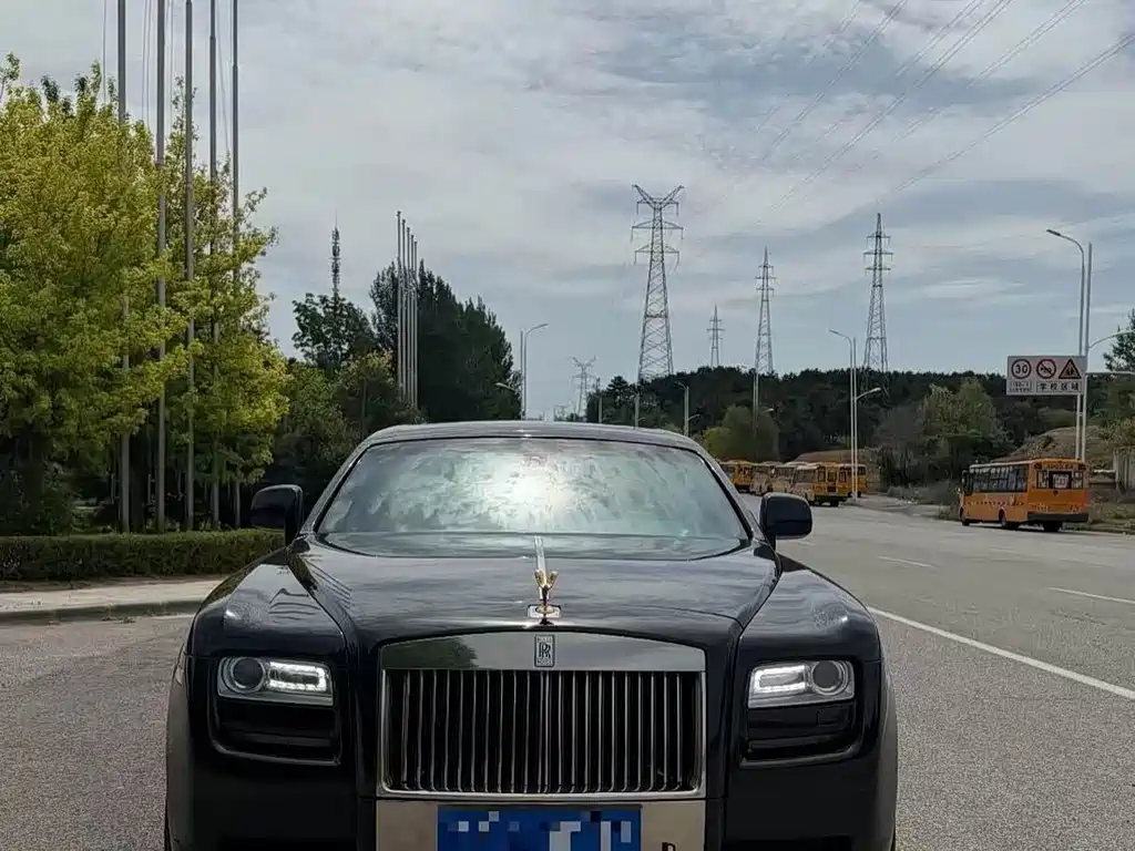 Rolls-Royce Ghost — миниатюра 2