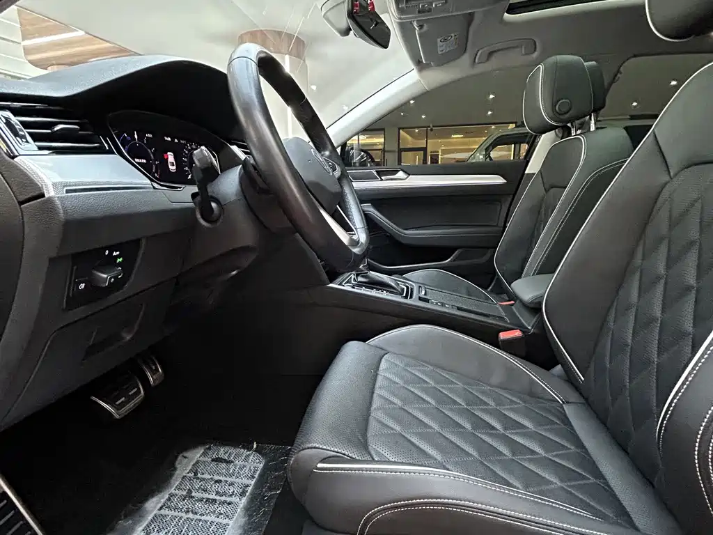 Volkswagen 迈腾 PHEV — миниатюра 14