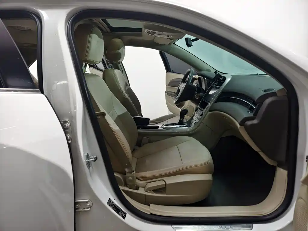 Chevrolet Malibu — миниатюра 14