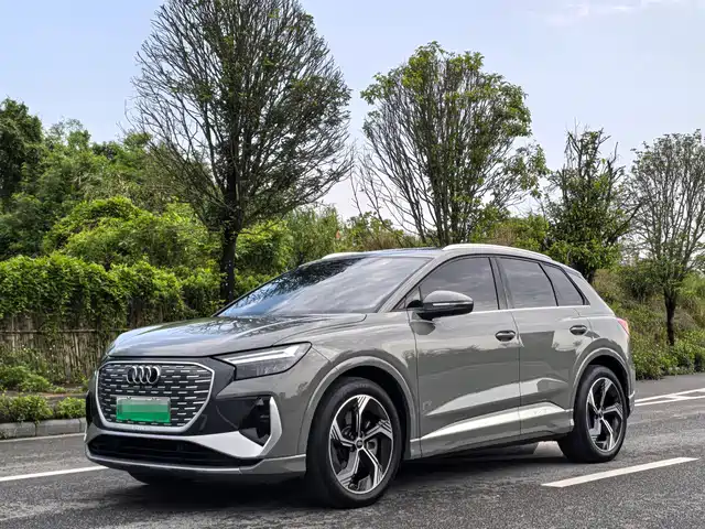 Audi Q4
