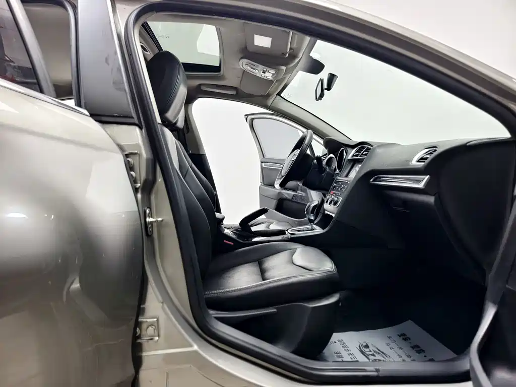 Citroen C4L — миниатюра 14