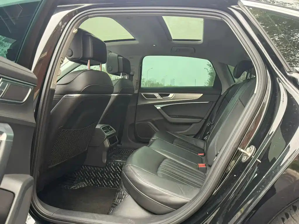 Audi A6L — миниатюра 5