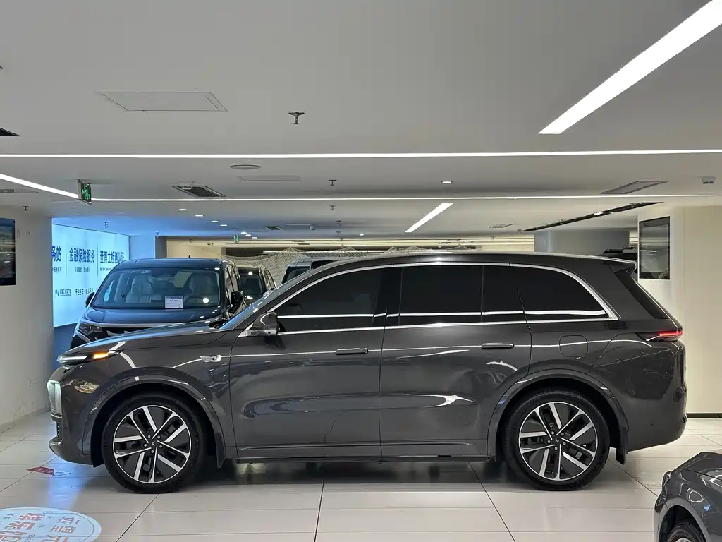 Li Auto Li L8 — миниатюра 4