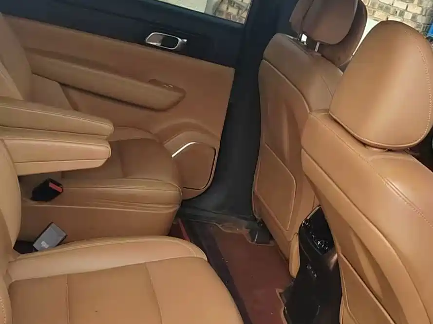 Li Auto Li ONE — миниатюра 2