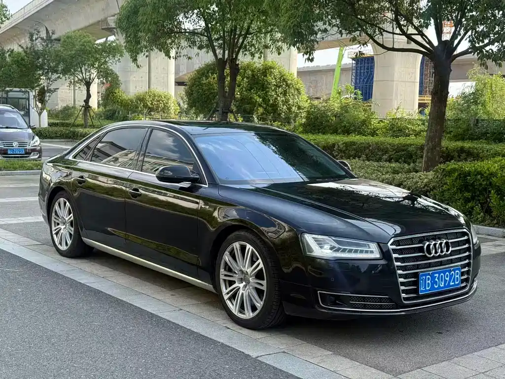 Audi A8 2012 A8L 6.3 FSI W12 quattro
