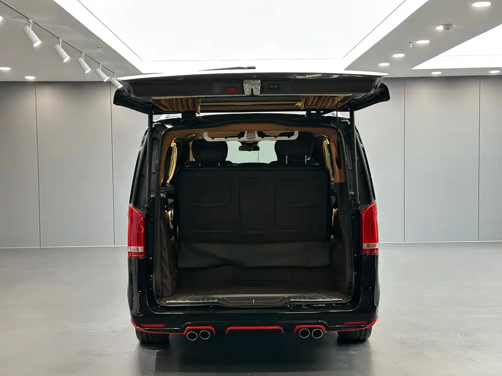 Mercedes-Benz V-Class (Import) — миниатюра 42