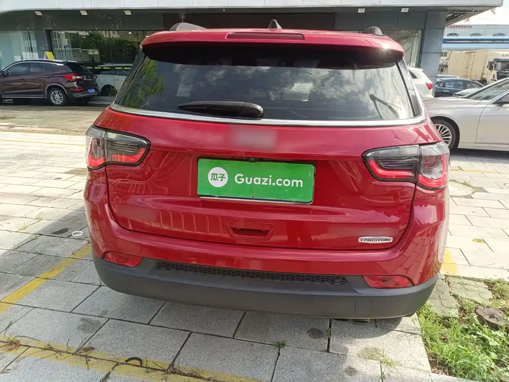 Jeep Compass — миниатюра 6