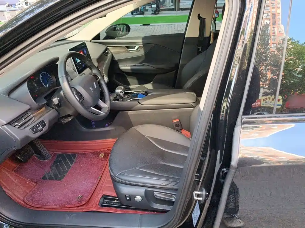 Hongqi Hongqi E-QM5 — миниатюра 8