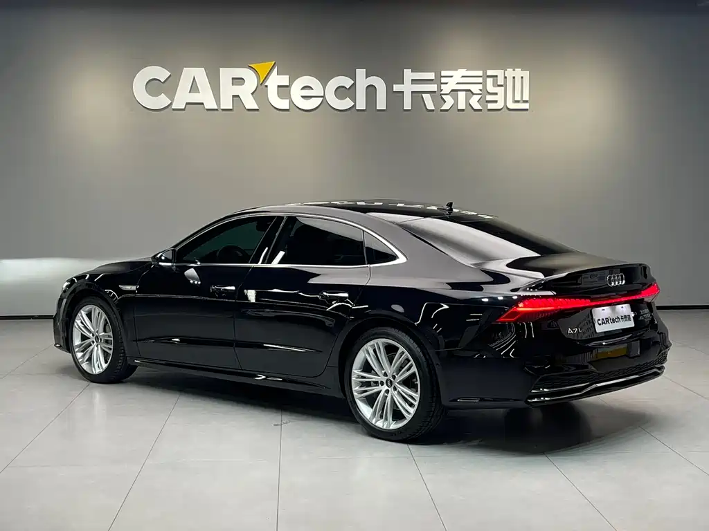 AUDI A7L