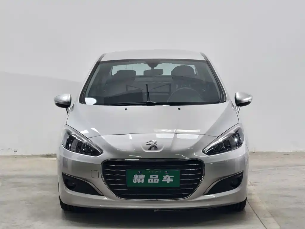 Peugeot 308 — миниатюра 2