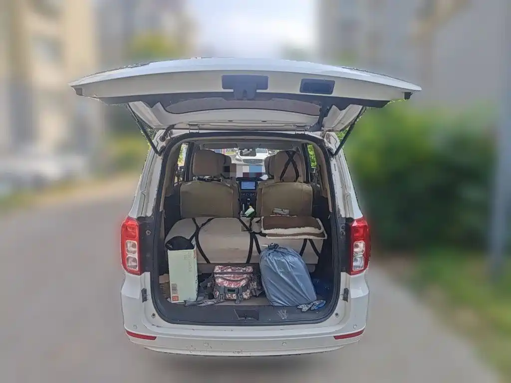 Wuling Hongguang — миниатюра 15