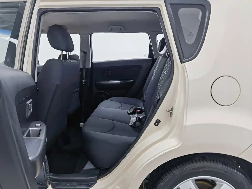 Kia Soul — миниатюра 15