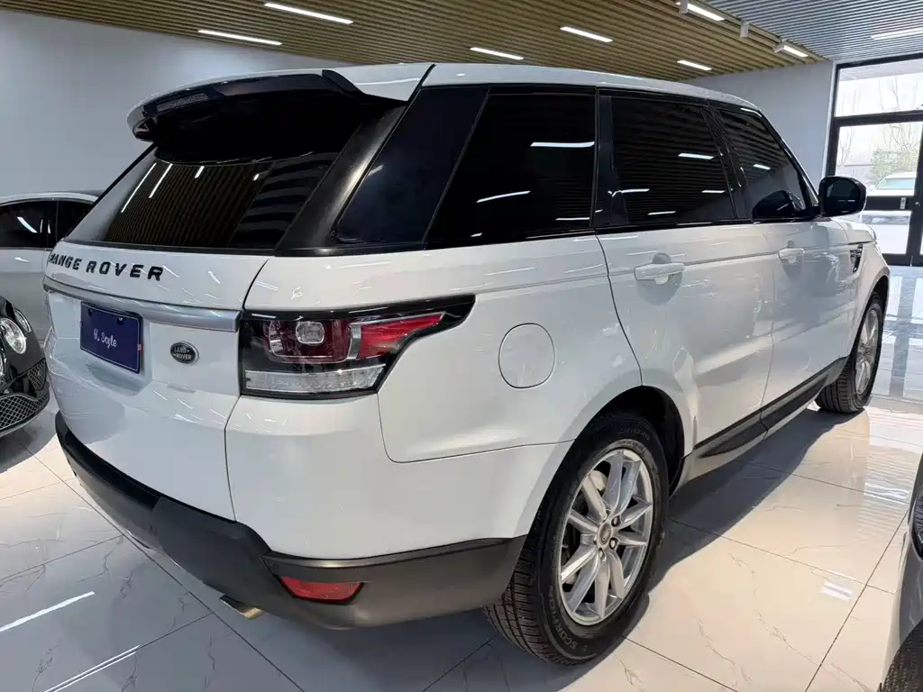 Land Rover Sport — миниатюра 4