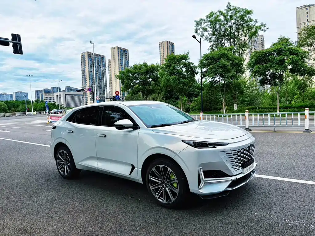 Changan UNI-K — миниатюра 3