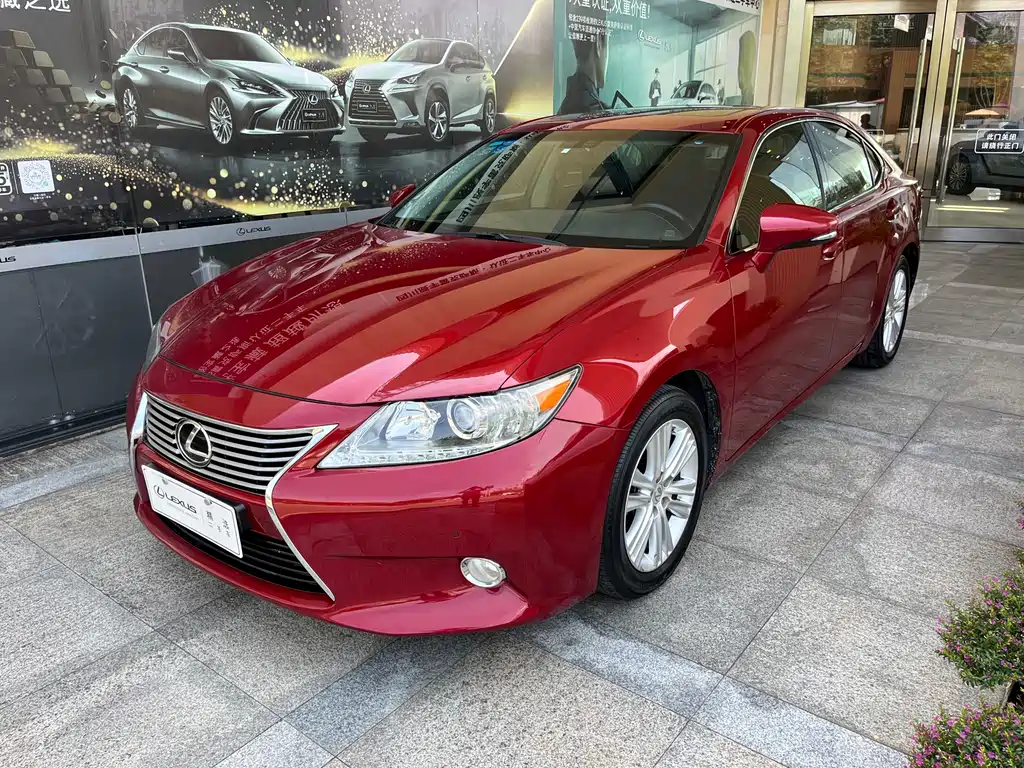 Купить Lexus ES