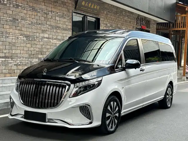 MERCEDES-BENZ VITO 2023