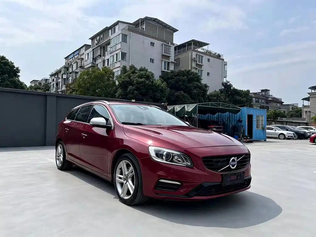 Volvo V60 2016 T5
