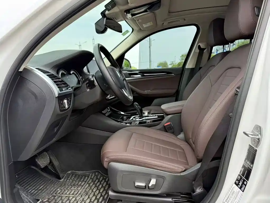 BMW X3 — миниатюра 7