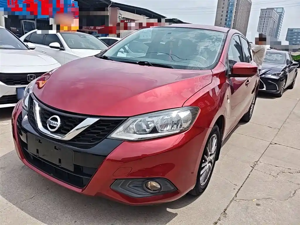 Nissan Tiida 2019