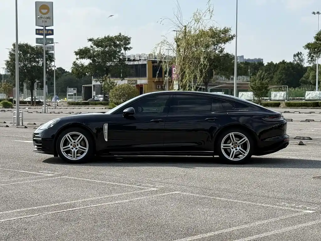 Porsche Panamera — миниатюра 5