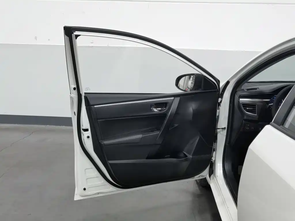 Toyota Levin — миниатюра 8