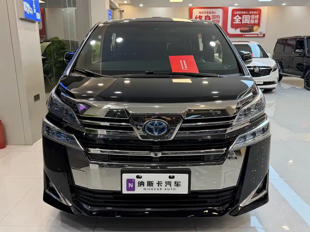 Toyota Vellfire — миниатюра 2