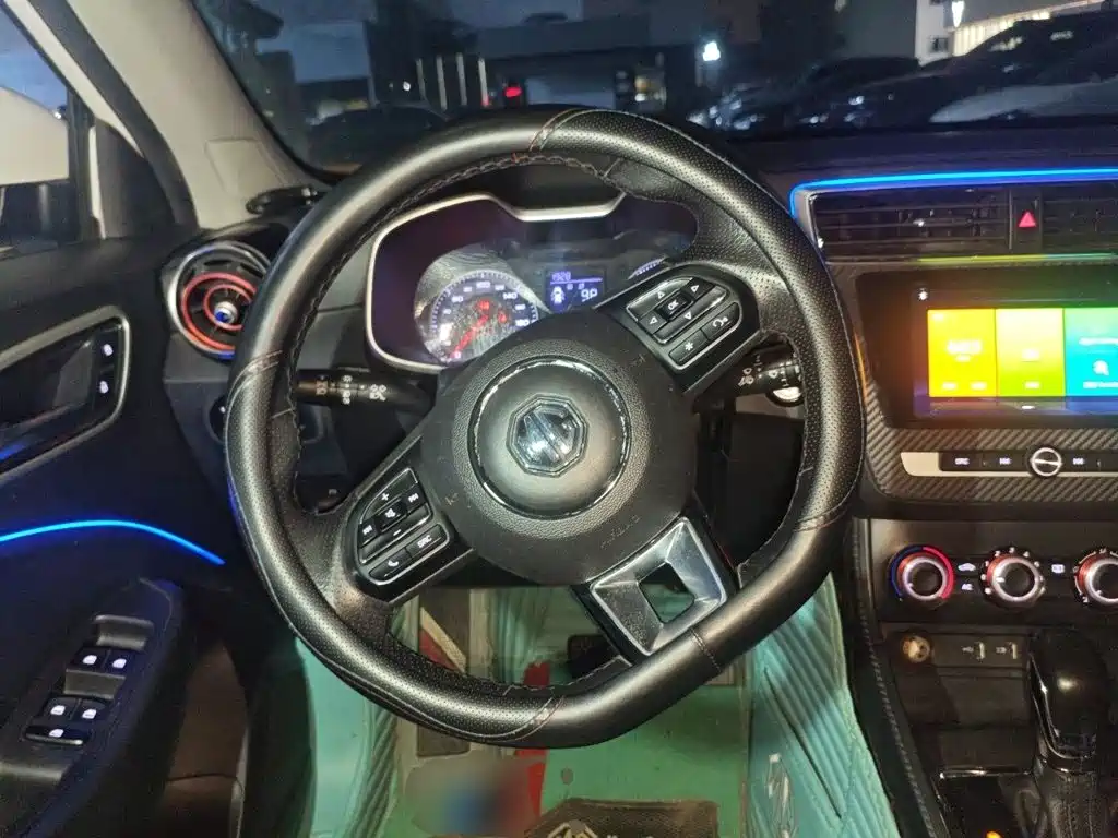 MG ZS — миниатюра 11
