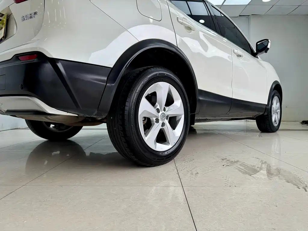 Nissan Qashqai — миниатюра 19