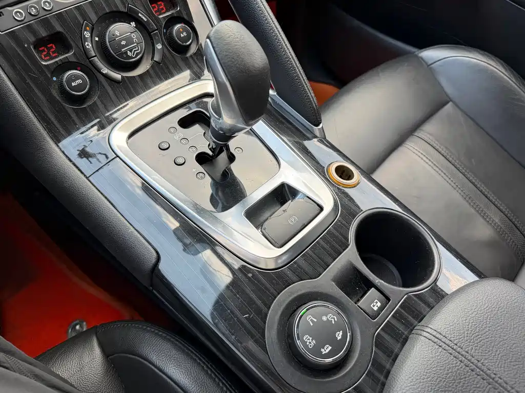 Peugeot 3008 — миниатюра 8