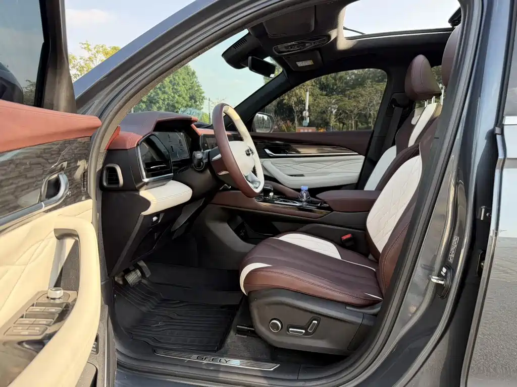Geely Xingyue L — миниатюра 12