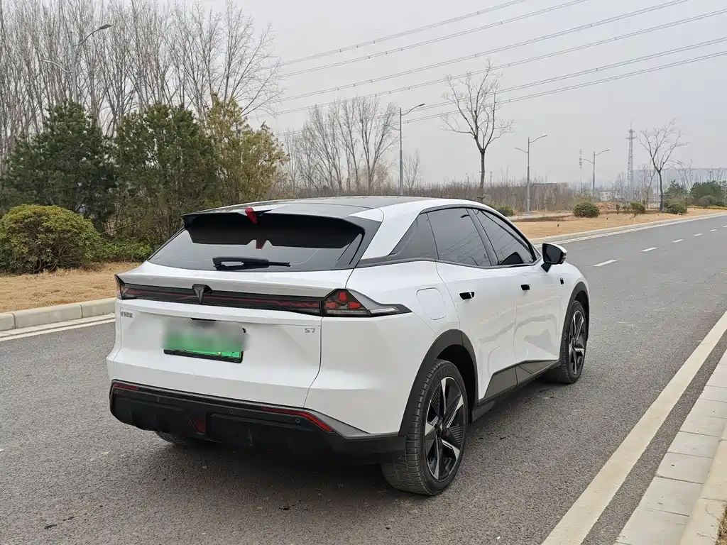 Changan Deepal DARK BLUE S07