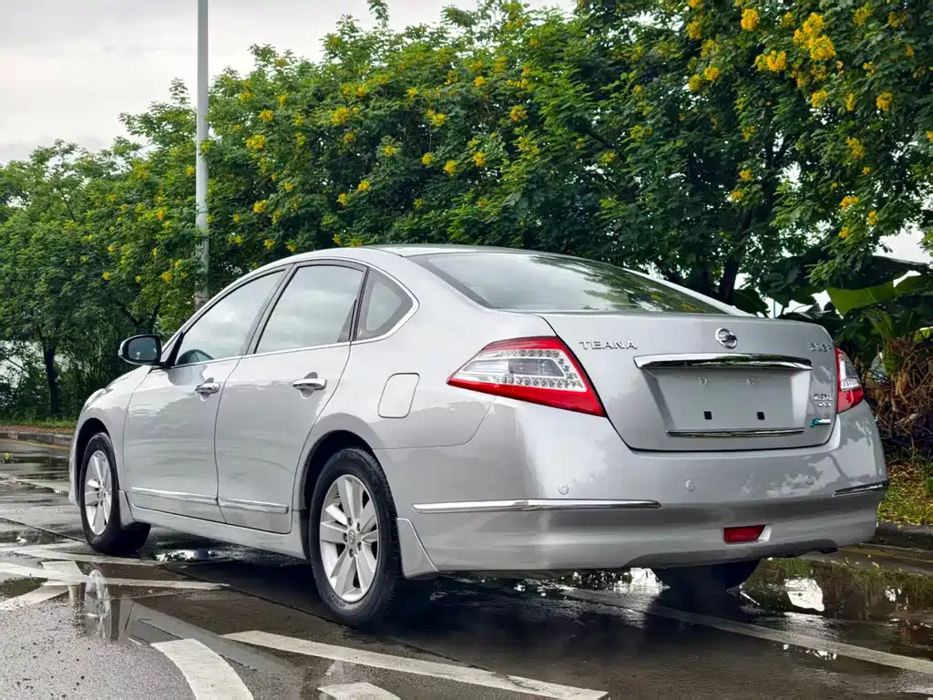 Nissan Teana — миниатюра 6