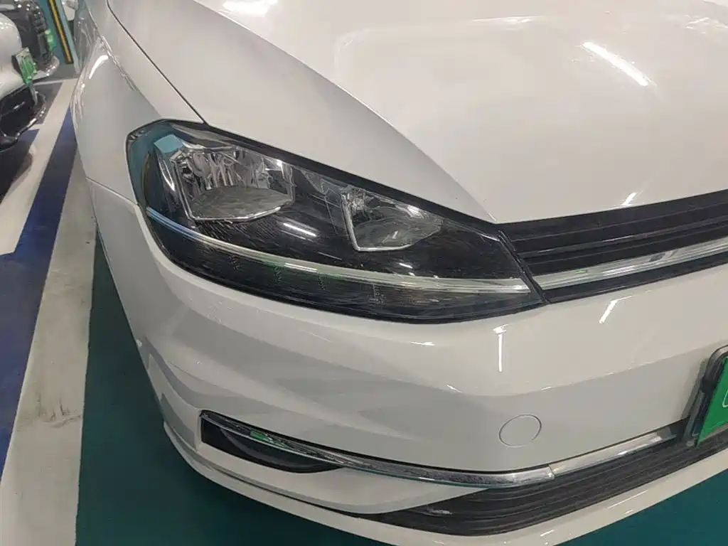 Volkswagen Golf — миниатюра 9