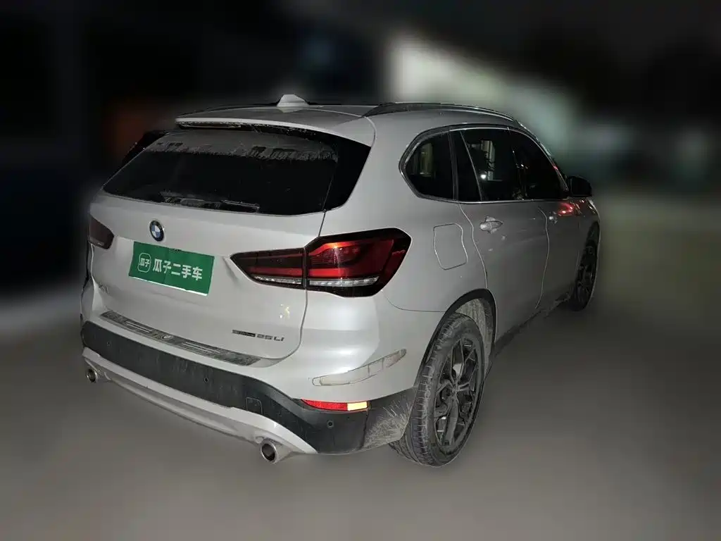 BMW X1 — миниатюра 8