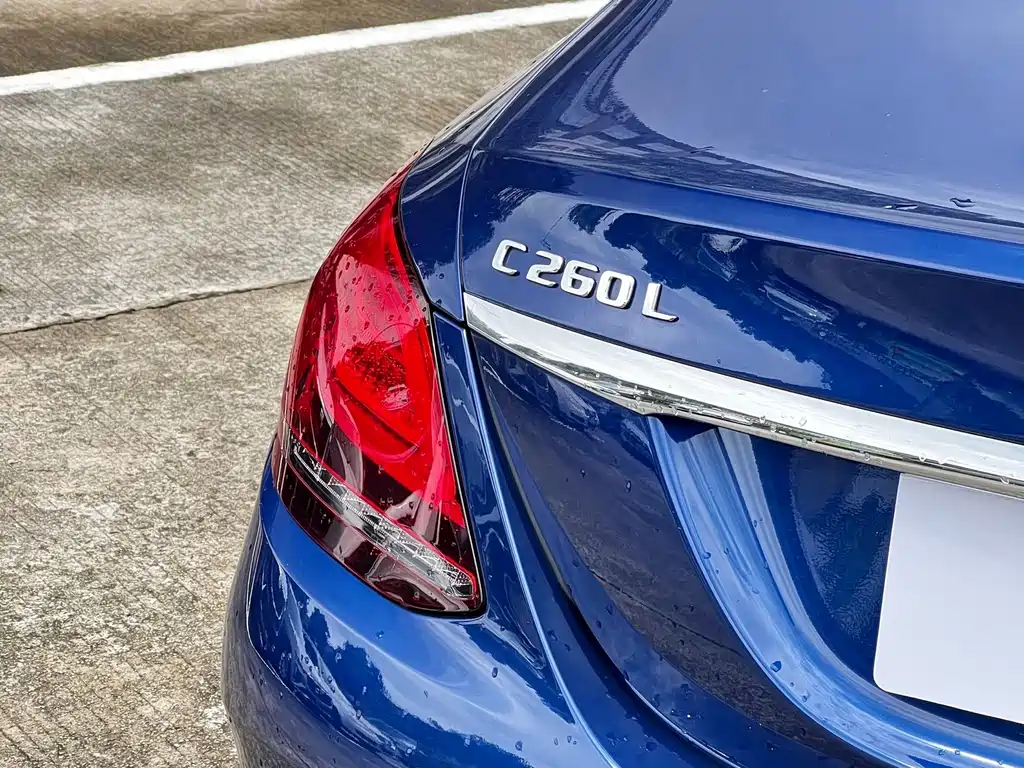 Mercedes-Benz C-Class — миниатюра 18