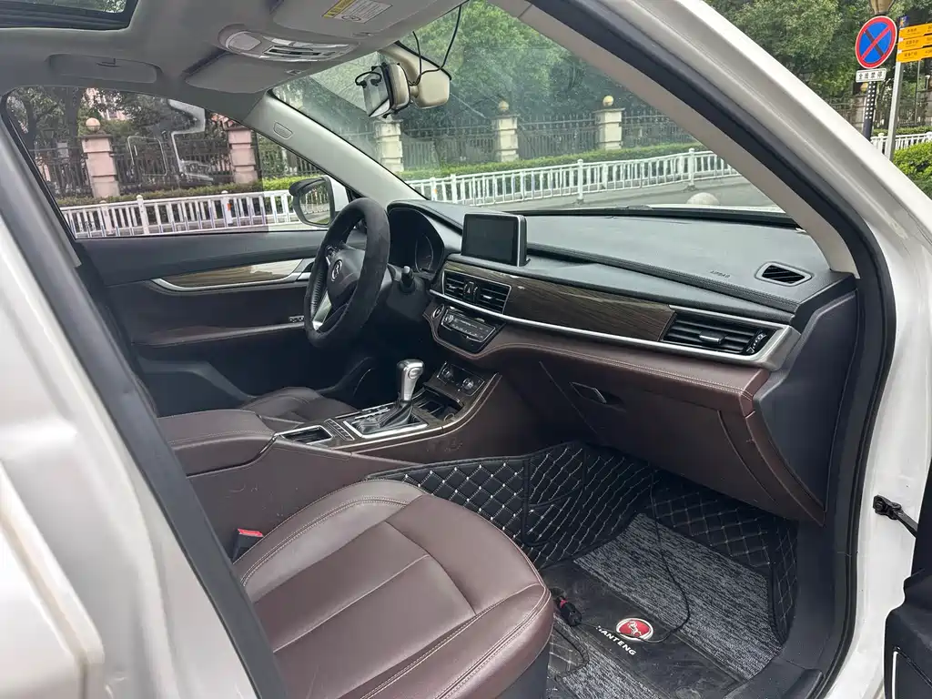 Hanteng X5 2018 1.5T CVT Luxury