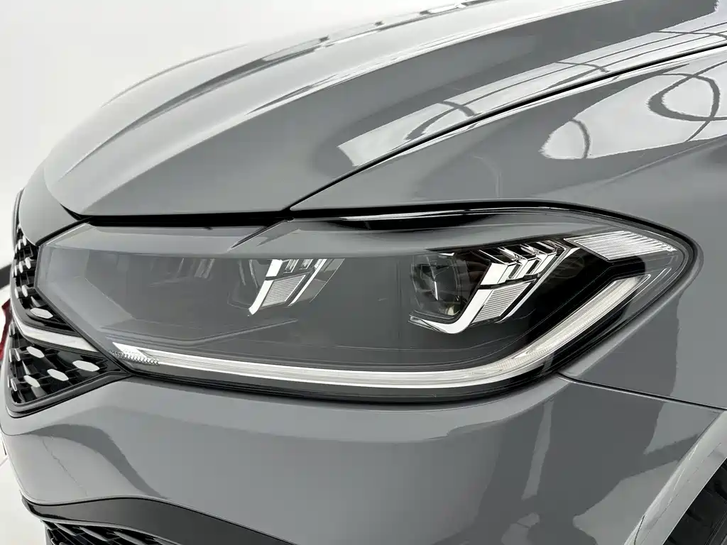 Volkswagen Lavida — миниатюра 11